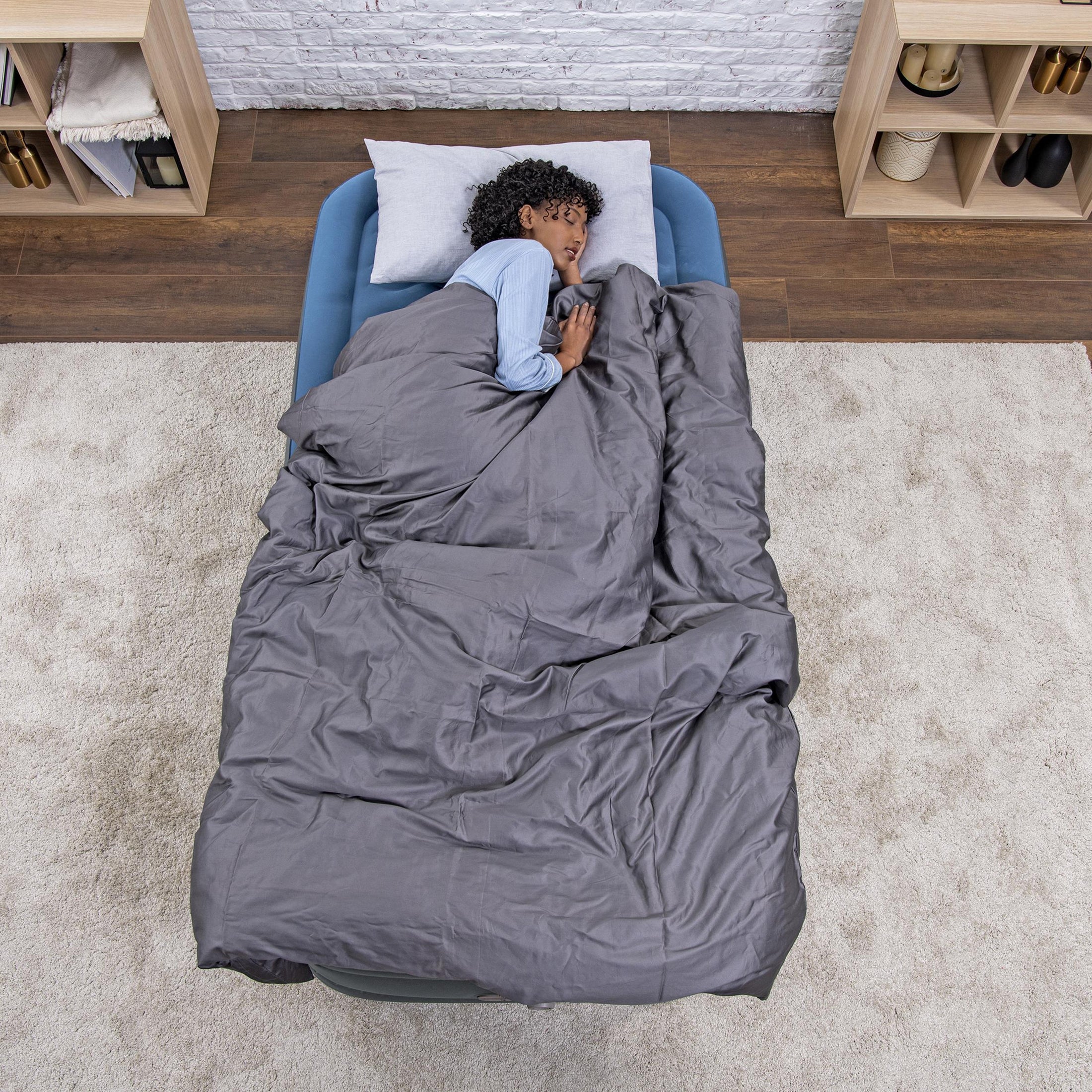 Bestway Tough Guard Air Mattress Twin 18 with Built-in AC Pump - Image 9